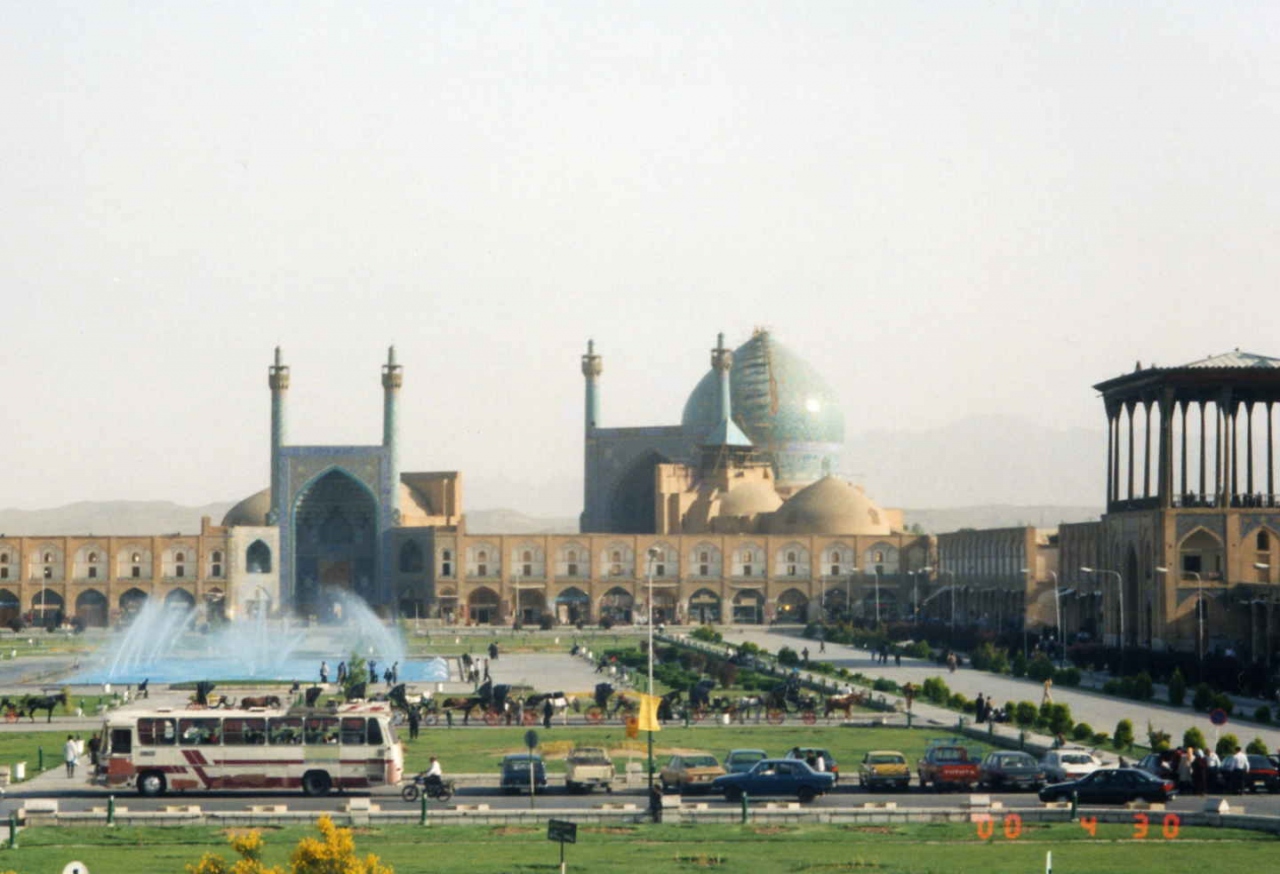 34 Iran トマーン親父とイマーム広場 イラン編part1 イスファハン イラン の旅行記 ブログ By ぶえのすこじこじさん フォートラベル 34 Iran トマーン親父とイマーム広場 イラン編part1 イスファハン イラン の旅行記 ブログ By ぶえのすこじこじさん フォートラベル