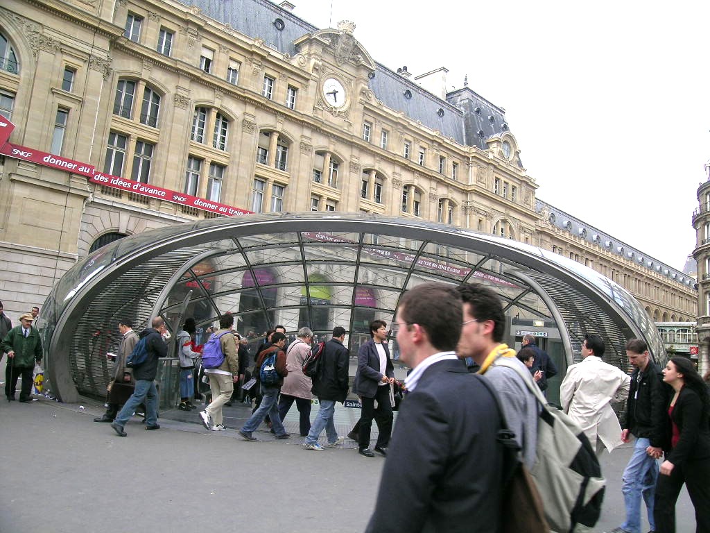 パリ サン ラザール駅 パリ フランス の旅行記 ブログ By ソフィさん フォートラベル