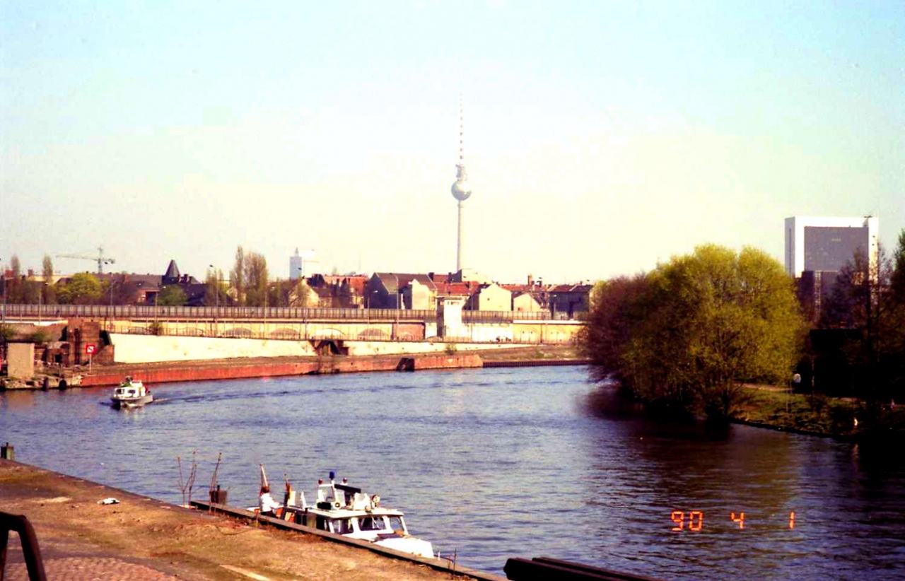 ベルリンの壁崩壊直後の写真 1990年 ベルリン ドイツ の旅行記 ブログ By Shinesuniさん フォートラベル