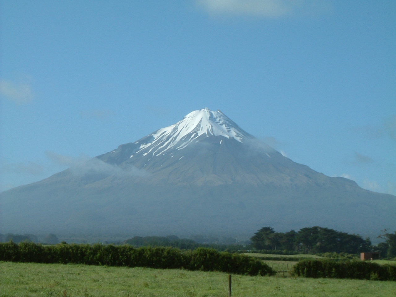タラナキ山 Nz富士 を見たくて ニュープリマス ニュージーランド の旅行記 ブログ By Kiwi Raccoさん フォートラベル タラナキ山 Nz富士 を見たくて ニュープリマス ニュージーランド の旅行記 ブログ By Kiwi Raccoさん フォートラベル