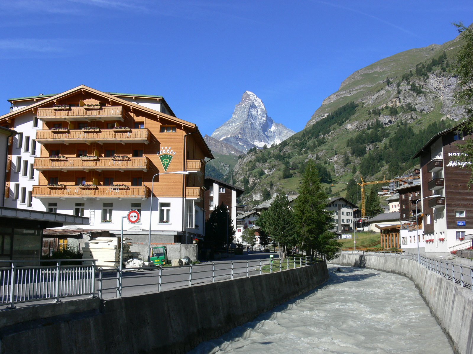 ２００６年 夏 スイス ツェルマット旅行記 チューリッヒ ツェルマット到着編 ツェルマット スイス の旅行記 ブログ By Masapiさん フォートラベル