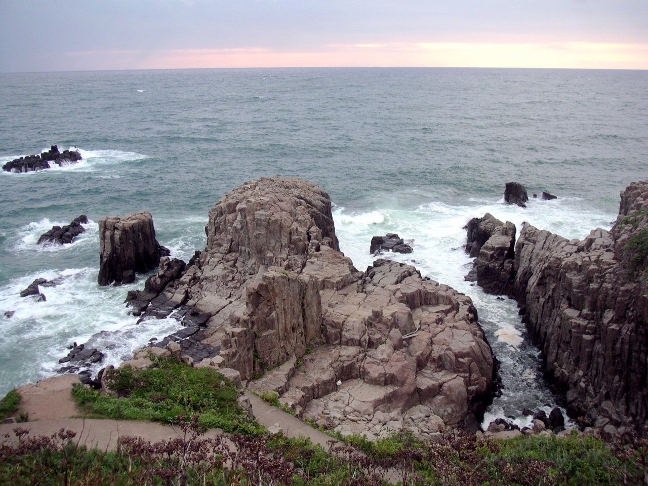自殺の名所は意外と 研究室旅行3日目 東尋坊 越前松島 三国 福井県 の旅行記 ブログ By Ryskさん フォートラベル 自殺の名所は意外と 研究室旅行3日目 東尋坊 越前松島 三国 福井県 の旅行記 ブログ By Ryskさん フォートラベル