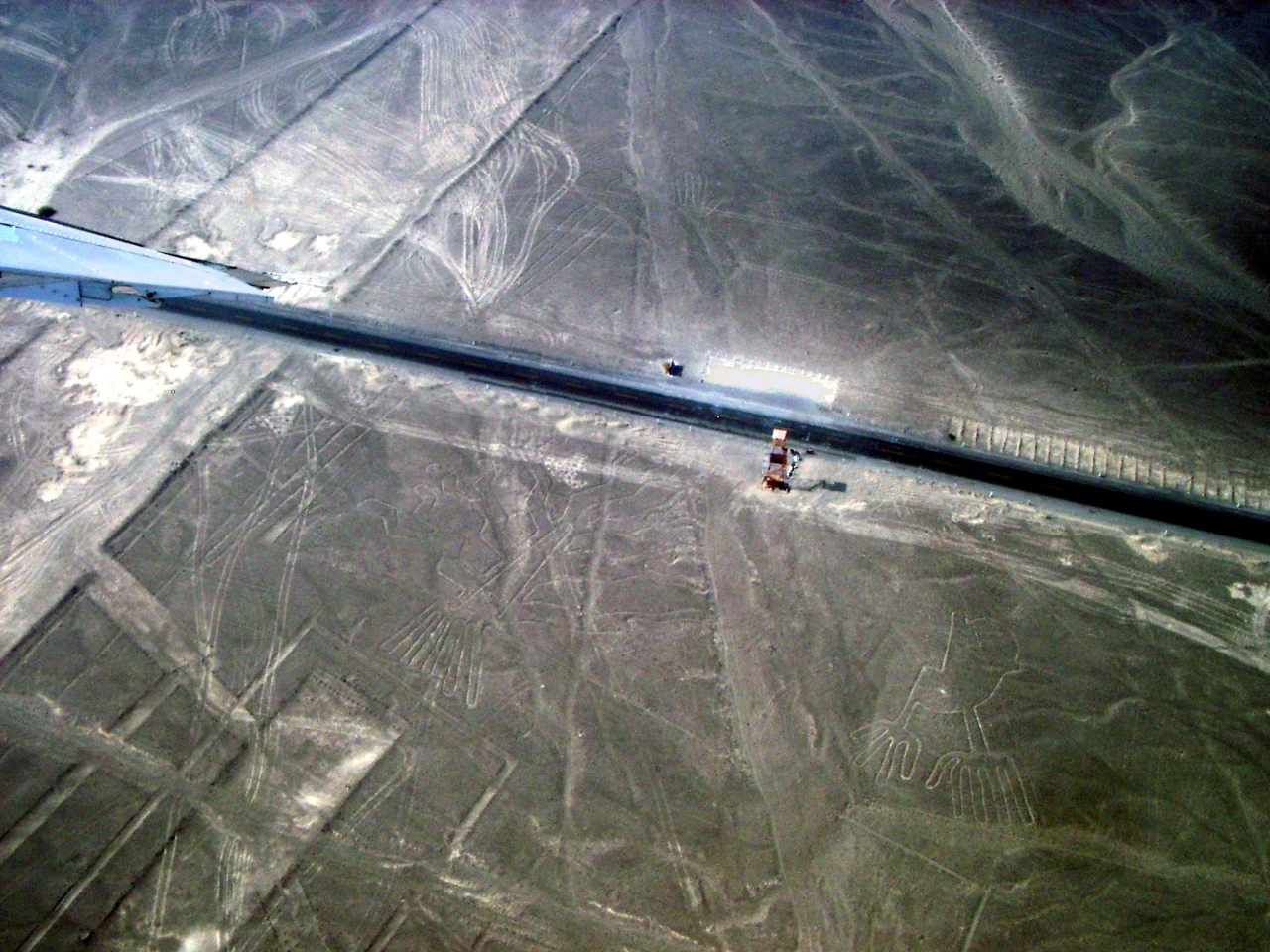 消え行くナスカ地上絵 Nazca Lines ナスカ ペルー の旅行記 ブログ By Tedさん フォートラベル 消え行くナスカ地上絵 Nazca Lines ナスカ ペルー の旅行記 ブログ By Tedさん フォートラベル