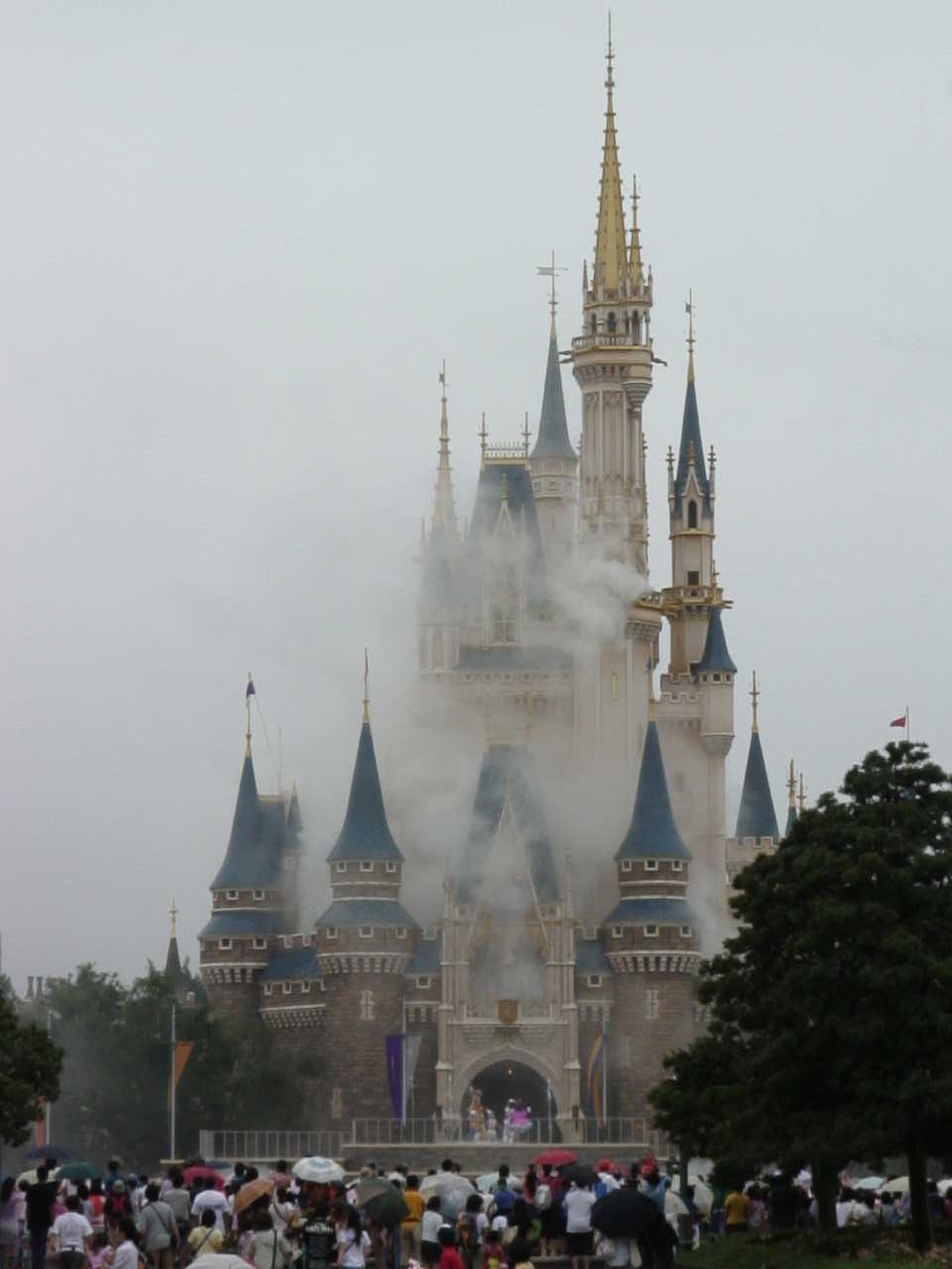 2日目 今日も雨のディズニーランド 東京ディズニーリゾート 千葉県 の旅行記 ブログ By 38うさぎさん フォートラベル 2日目 今日も雨のディズニーランド 東京ディズニーリゾート 千葉県 の旅行記 ブログ By 38うさぎさん フォートラベル
