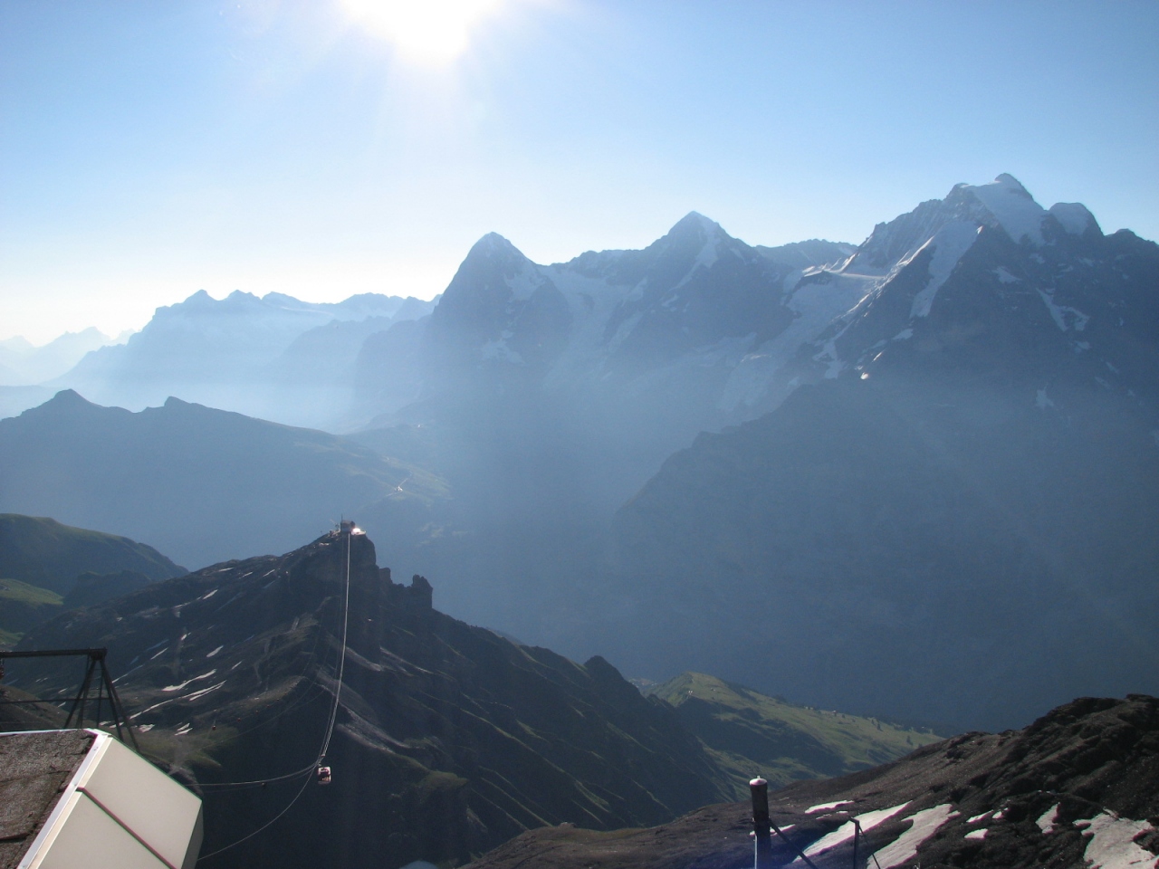 スイスアルプス絶景ハイキングその２９シルトホルン展望台へ