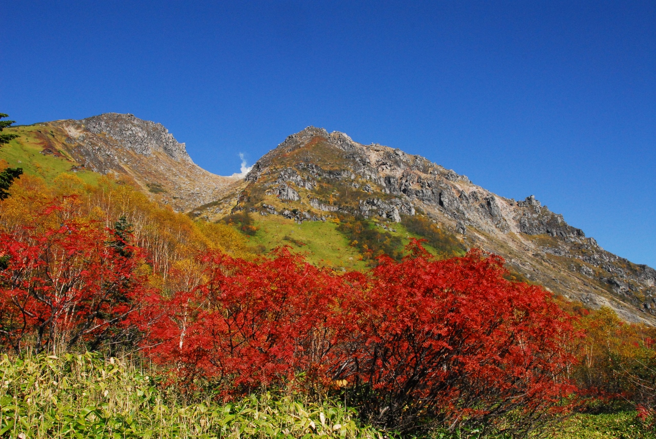 紅葉燃える焼岳登山 上高地 長野県 の旅行記 ブログ By Kasagoさん フォートラベル