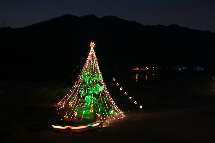 山奥のクリスマス ツリー 神奈川県の旅行記 ブログ By そよ風さん フォートラベル
