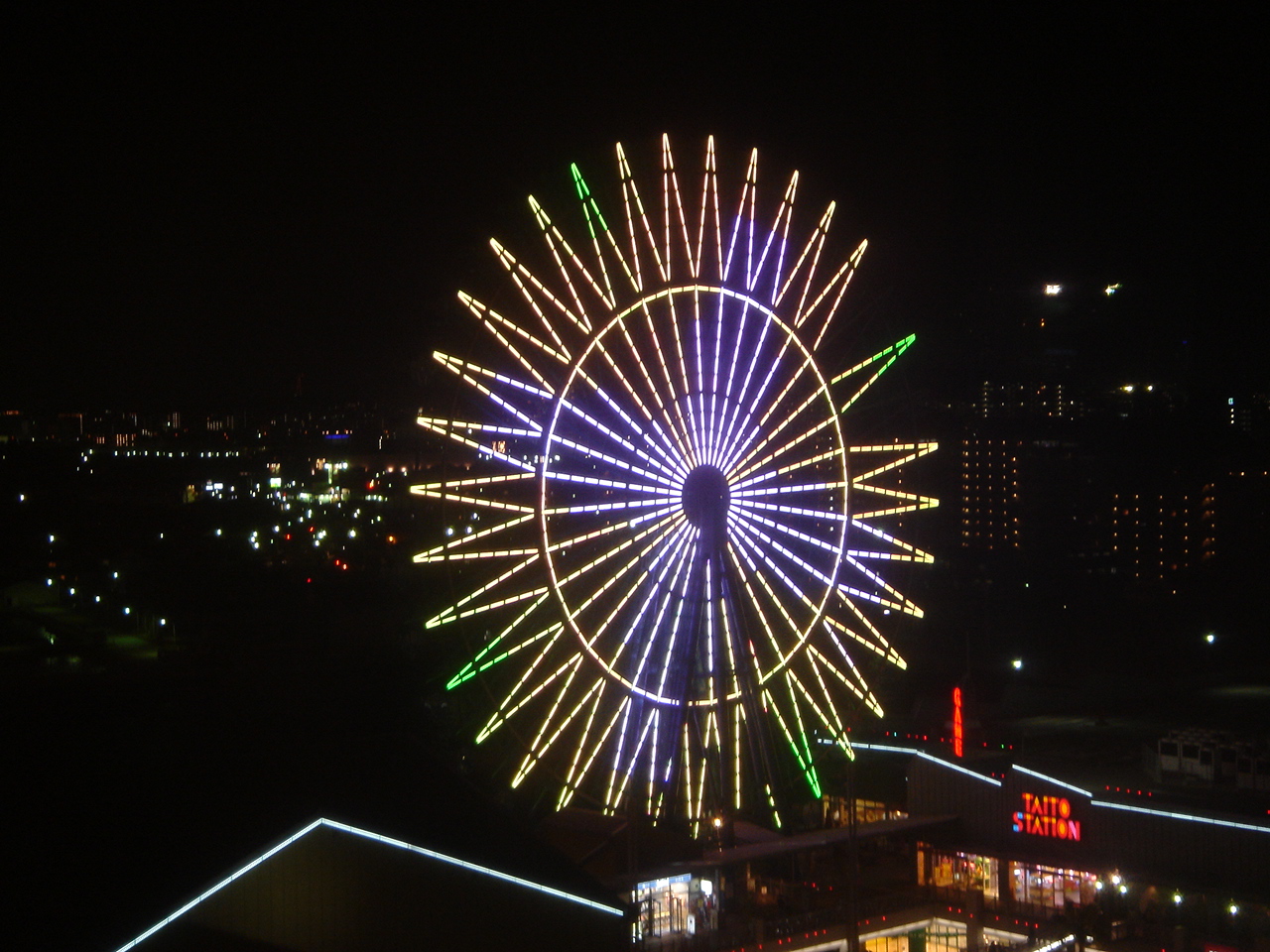 マリノアシティ 夜の観覧車で夜景を満喫 博多 福岡県 の旅行記 ブログ By みとさん フォートラベル
