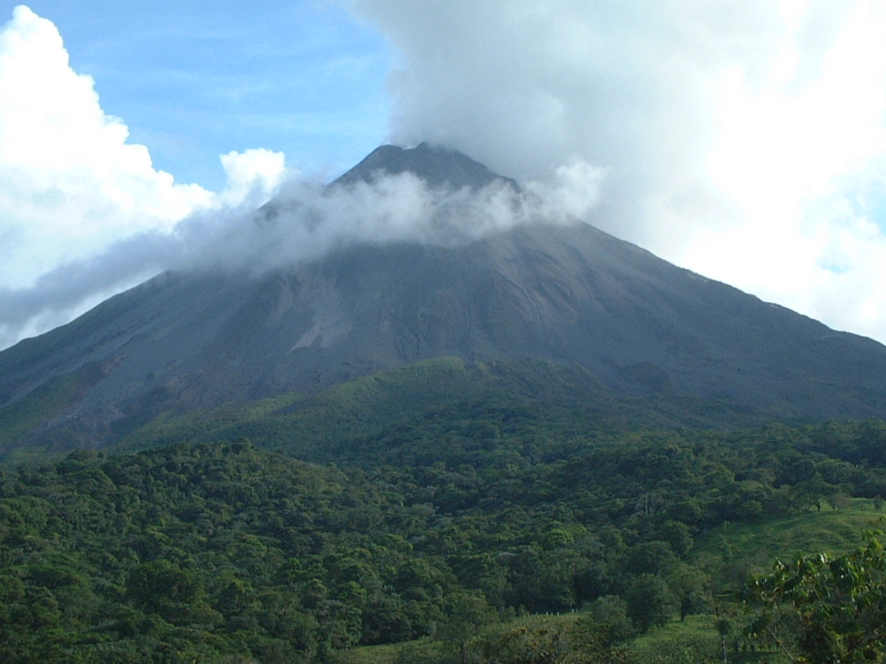 自然王国コスタリカ旅行記 アレナル火山国立公園周辺 コスタリカ の旅行記 ブログ By Satoyanさん フォートラベル