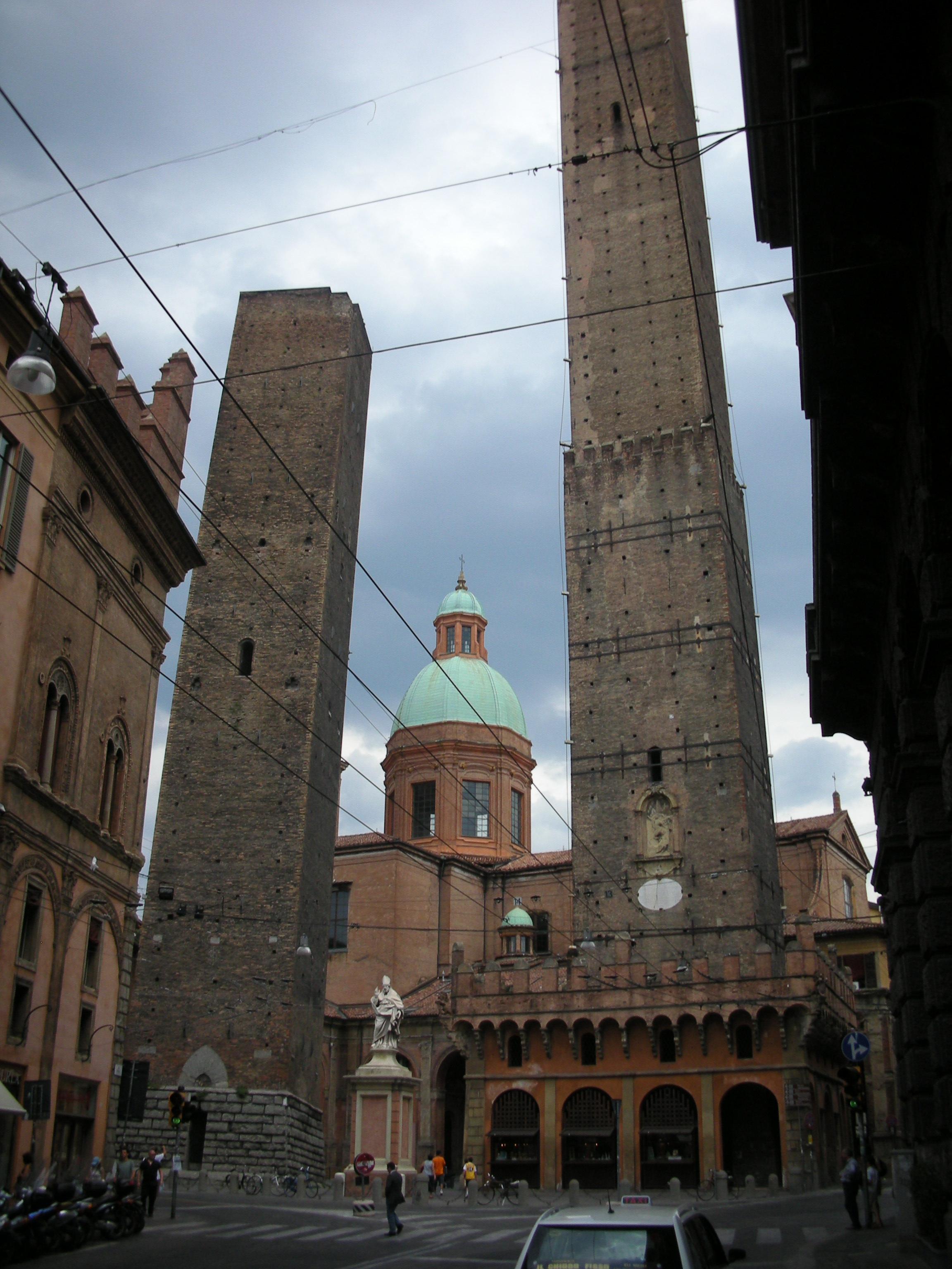 ボローニャは 美食の都 と ヨーロッパ最古の大学 ボローニャ イタリア の旅行記 ブログ By Piachanさん フォートラベル ボローニャは 美食の都 と ヨーロッパ最古の大学 ボローニャ イタリア の旅行記 ブログ By Piachanさん フォートラベル