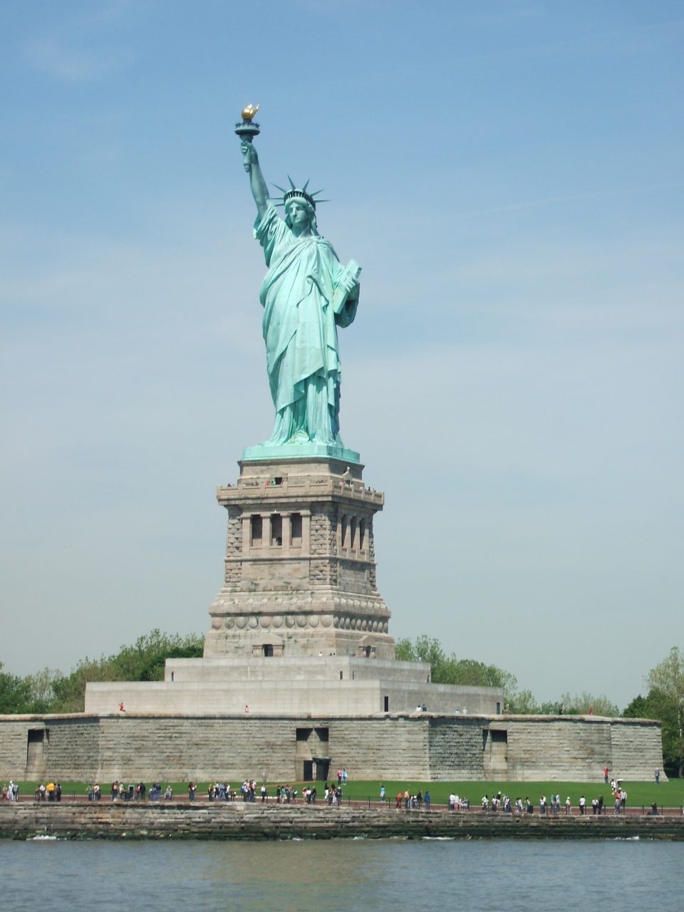 春のニューヨーク 自由の女神とエリス島 ニューヨーク アメリカ の旅行記 ブログ By Funasanさん フォートラベル