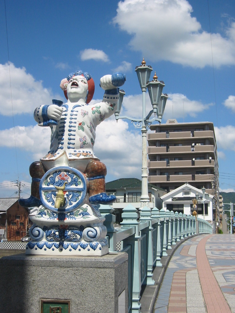 橋の欄干に跨る伊万里焼 伊万里 佐賀県 の旅行記 ブログ By Kokonoさん フォートラベル 橋の欄干に跨る伊万里焼 伊万里 佐賀県 の旅行記 ブログ By Kokonoさん フォートラベル
