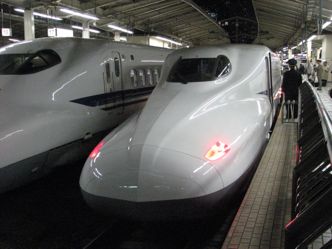 ふたたび 新幹線n700に乗車 新大阪駅周辺 十三 大阪 の旅行記 ブログ By Tsunetaさん フォートラベル ふたたび 新幹線n700に乗車 新大阪駅周辺 十三 大阪 の旅行記 ブログ By Tsunetaさん フォートラベル