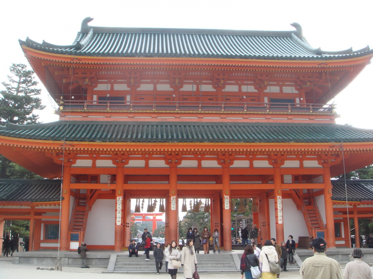 恒例の三社参り 小雪舞う京都は さむ おした 下鴨 宝ヶ池 平安神宮 京都 の旅行記 ブログ By イーハンさん フォートラベル 恒例の三社参り 小雪舞う京都は さむ おした 下鴨 宝ヶ池 平安神宮 京都 の旅行記 ブログ By イーハンさん フォートラベル