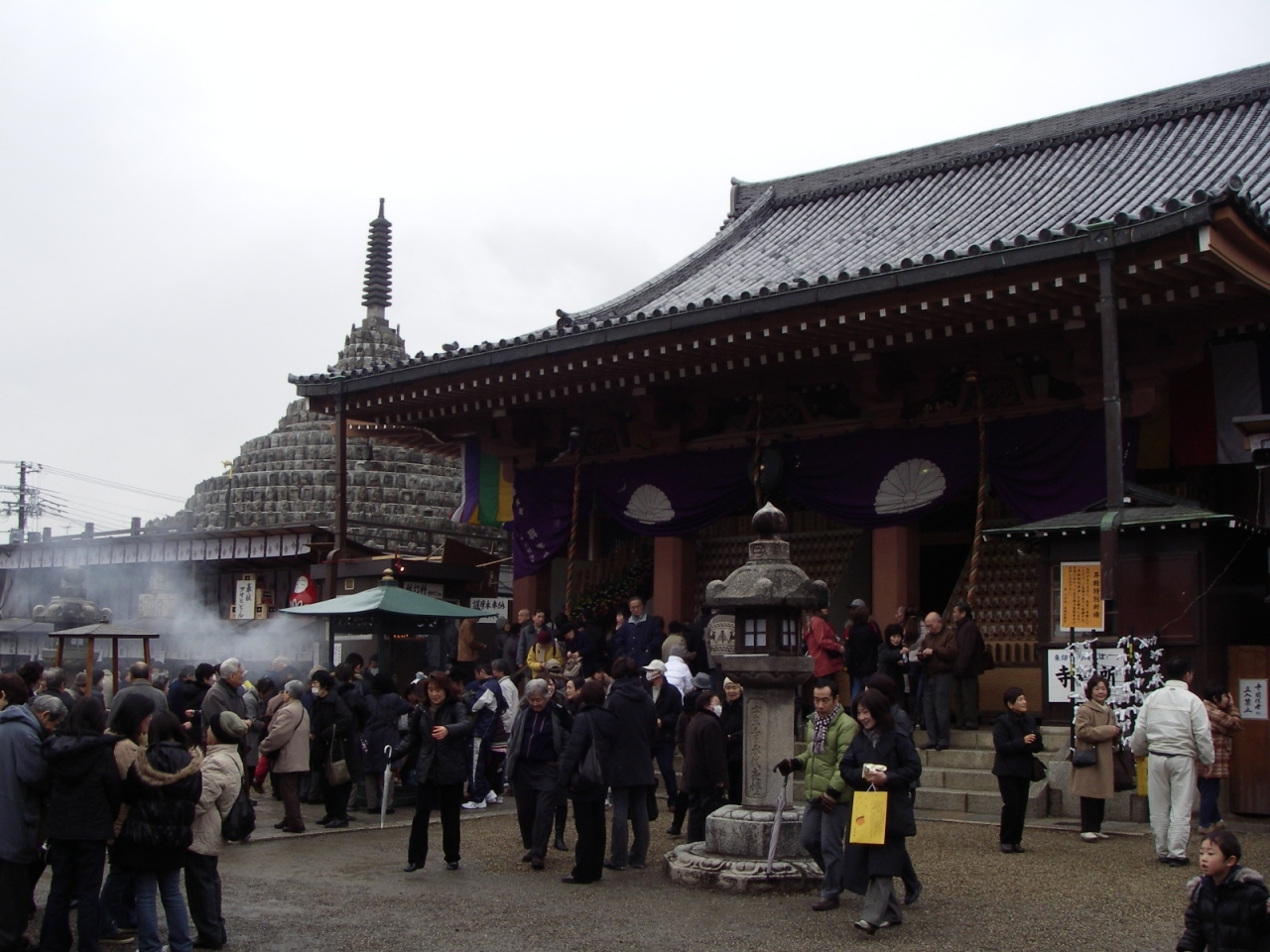 壬生寺の節分祭 二条 烏丸 河原町 京都 の旅行記 ブログ By Tony谷さん フォートラベル 壬生寺の節分祭 二条 烏丸 河原町 京都 の旅行記 ブログ By Tony谷さん フォートラベル