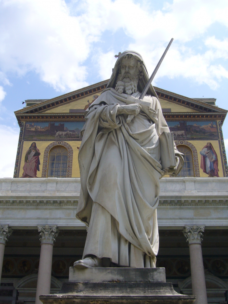 『ローマではサン・ピエトロの次に巨大な・サン・パオロ・フォーリ・レ・ムーラ大聖堂』ローマ(イタリア)の旅行記・ブログ by 気まぐれJACK