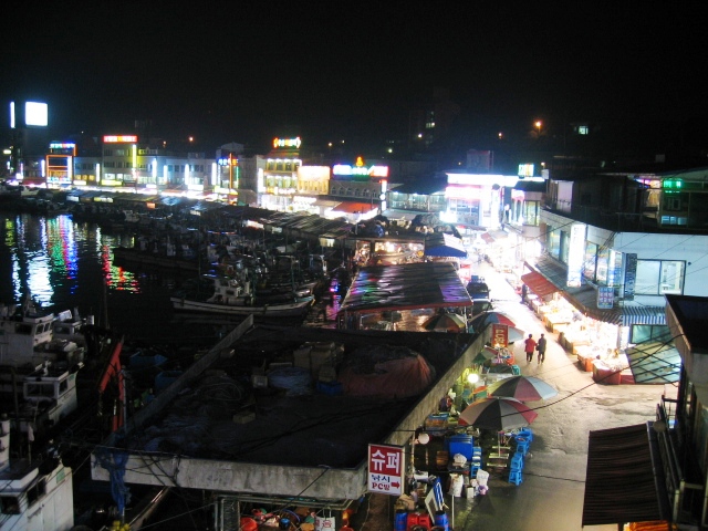 2004春、韓国紀行12(12):5月3日(6)束草・雪岳山、大浦洞、大浦港の夜景