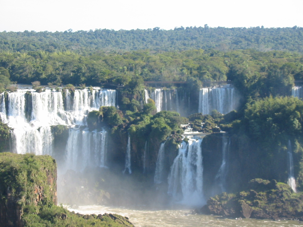 南米初上陸 ブラジルの旅 イグアスの滝 ブラジル側 イグアスの滝周辺 ブラジル の旅行記 ブログ By あーさーさん フォートラベル