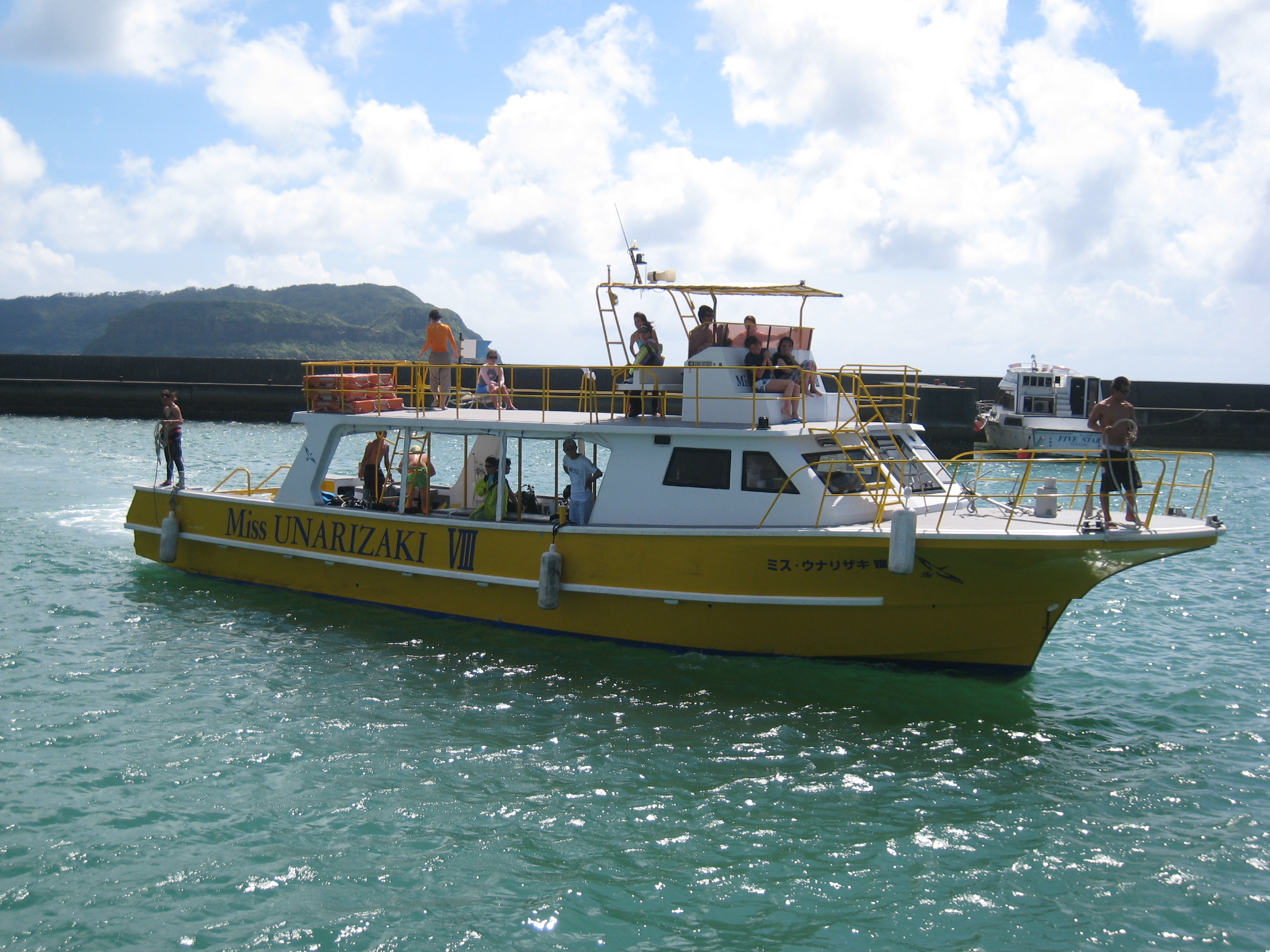 西表島 ダイビングチームうなりざき1日目 西表島 沖縄県 の旅行記 ブログ By おたわけダイバーさん フォートラベル