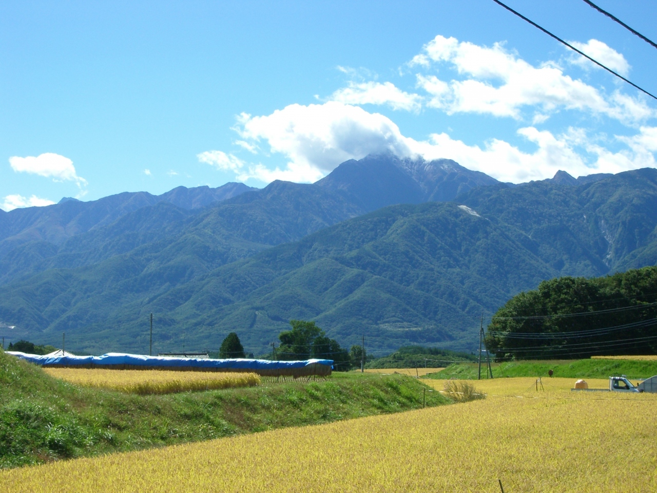 秋空の下 小淵沢から甲斐小泉までハイキング そして野辺山へ 小淵沢 山梨県 の旅行記 ブログ By ジャカランダさん フォートラベル
