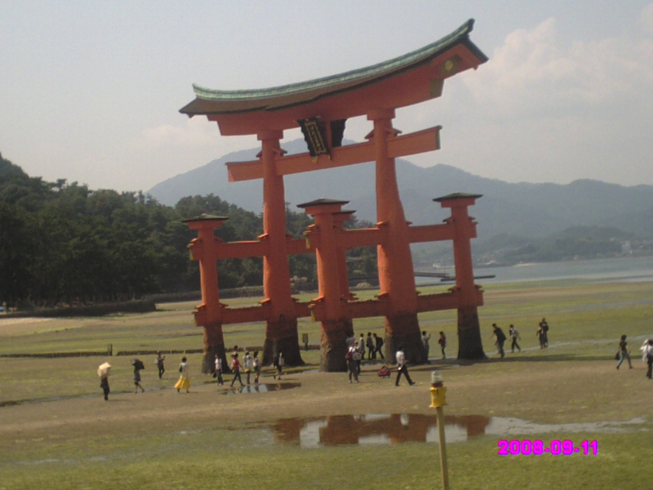 厳島神社は引き潮だった 広島県の旅行記 ブログ By Tomtom1980さん フォートラベル 厳島神社は引き潮だった 広島県の旅行記 ブログ By Tomtom1980さん フォートラベル