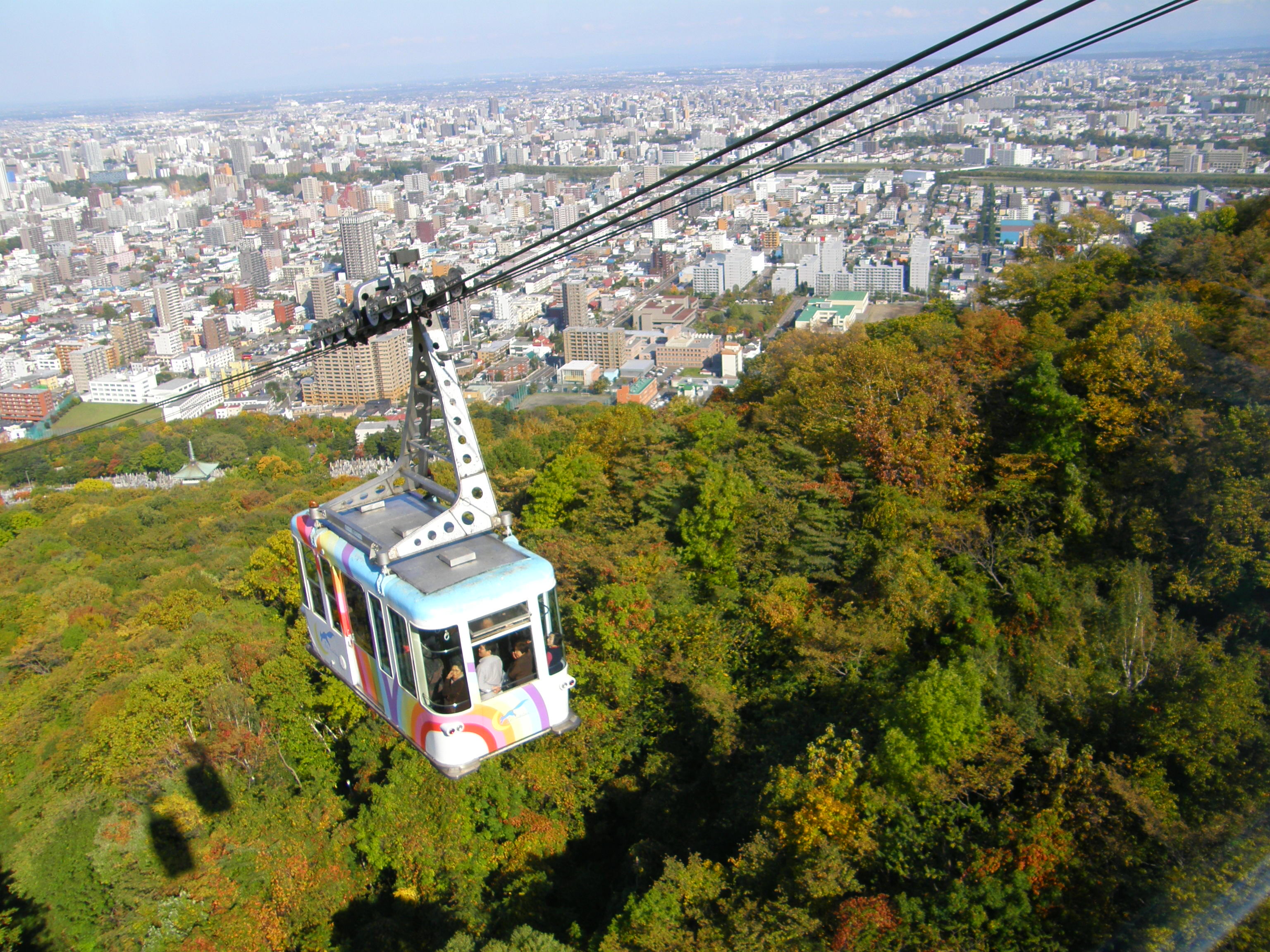 藻岩山～5分間のお手軽空中散歩～ちょっと早めの紅葉』北海道の旅行記 