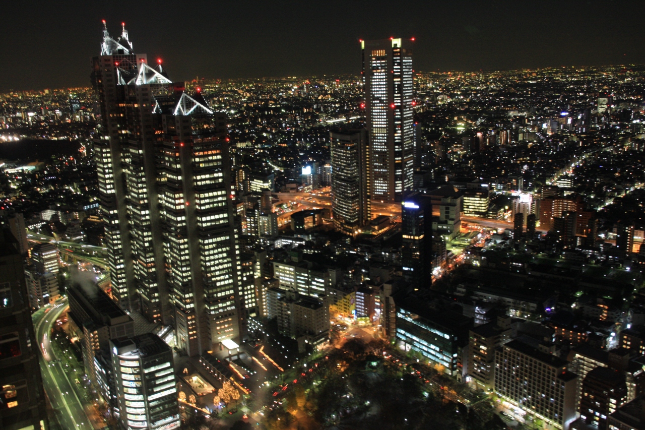 都庁４５階からの新宿の夜景 新宿 東京 の旅行記 ブログ By ぬいぬいさん フォートラベル