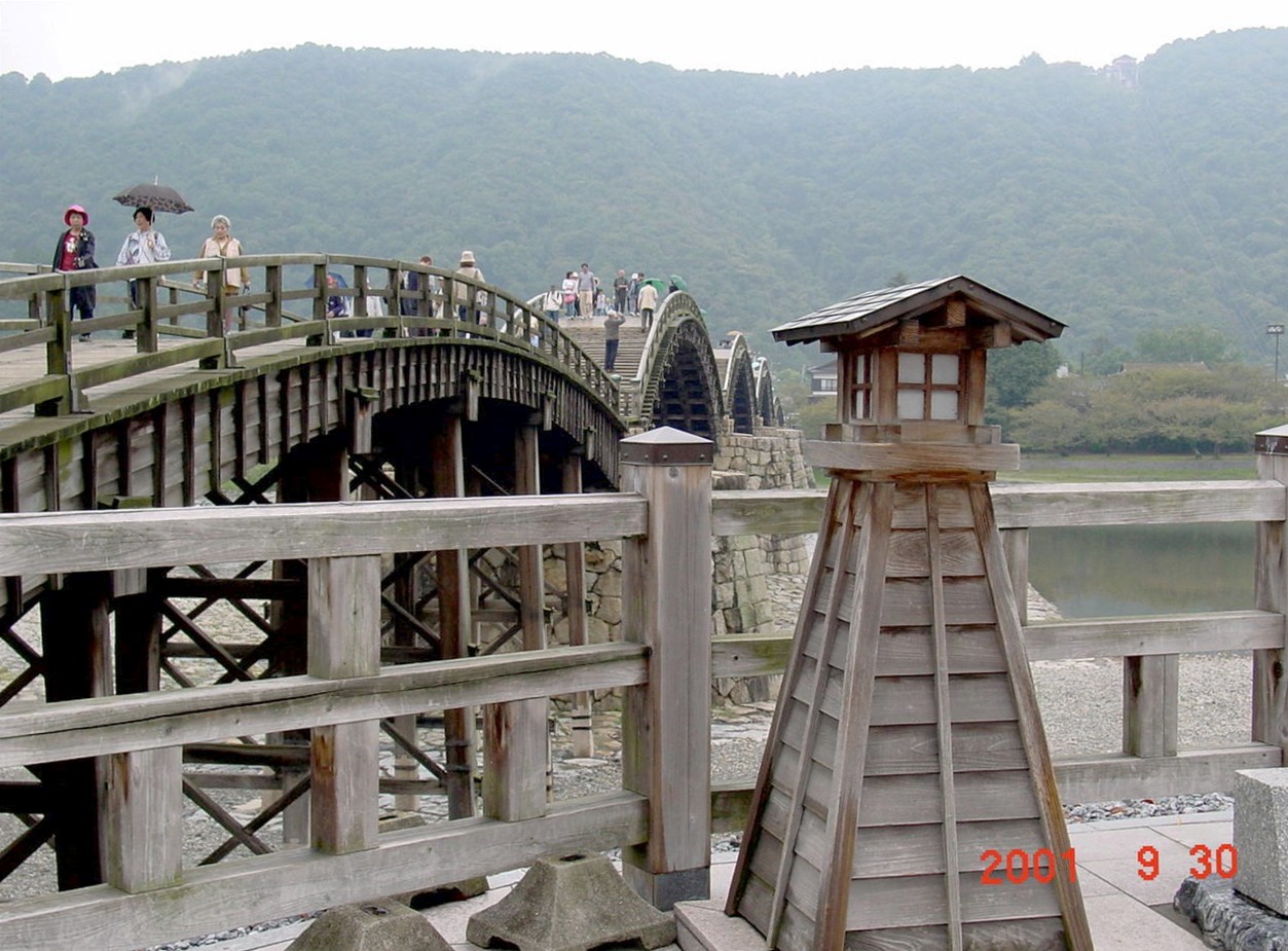 山口県 日本三名橋の錦帯橋から 秋吉台 瑠璃光寺を経て日本海へ 錦帯橋周辺 山口県 の旅行記 ブログ By Bossさん フォートラベル