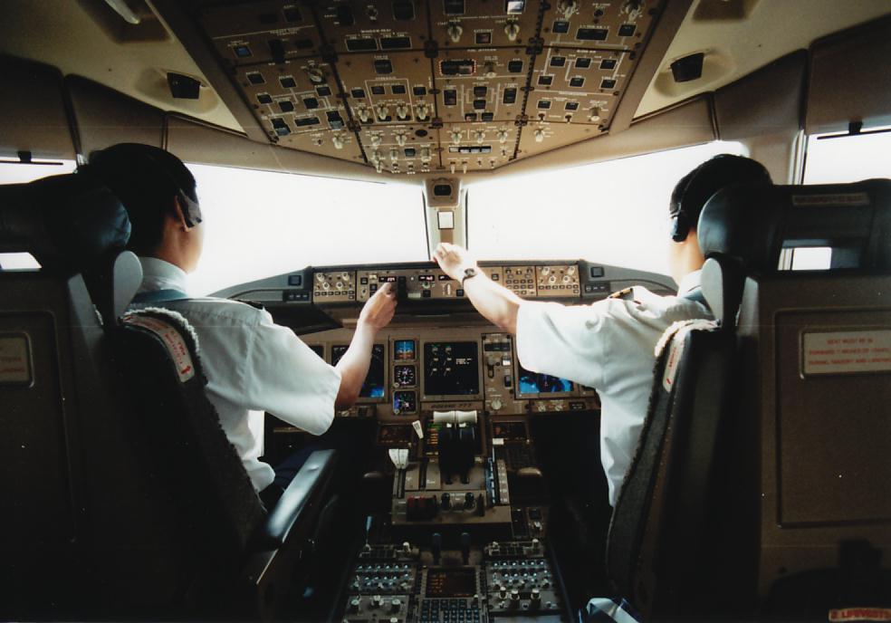 シンガポール航空のコックピット シンガポール シンガポール の旅行記 ブログ By Saab00さん フォートラベル