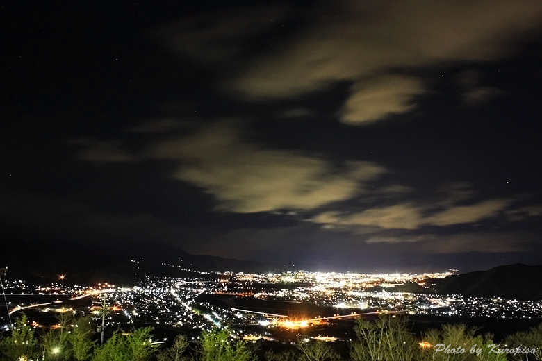 夜景百選 姨捨サービスエリア 姨捨sa おばすてさーびすえりあ から見る夜景 長野県千曲市 長野自動車道 姨捨山 千曲 坂城 長野県 の旅行記 ブログ By Kuropisoさん フォートラベル