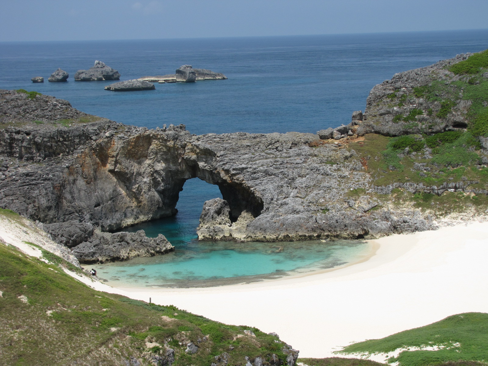 小笠原諸島紀行 ５ 神秘と奇跡が創った宝石の島 南島 東京の旅行記 ブログ By Jilllucaさん フォートラベル