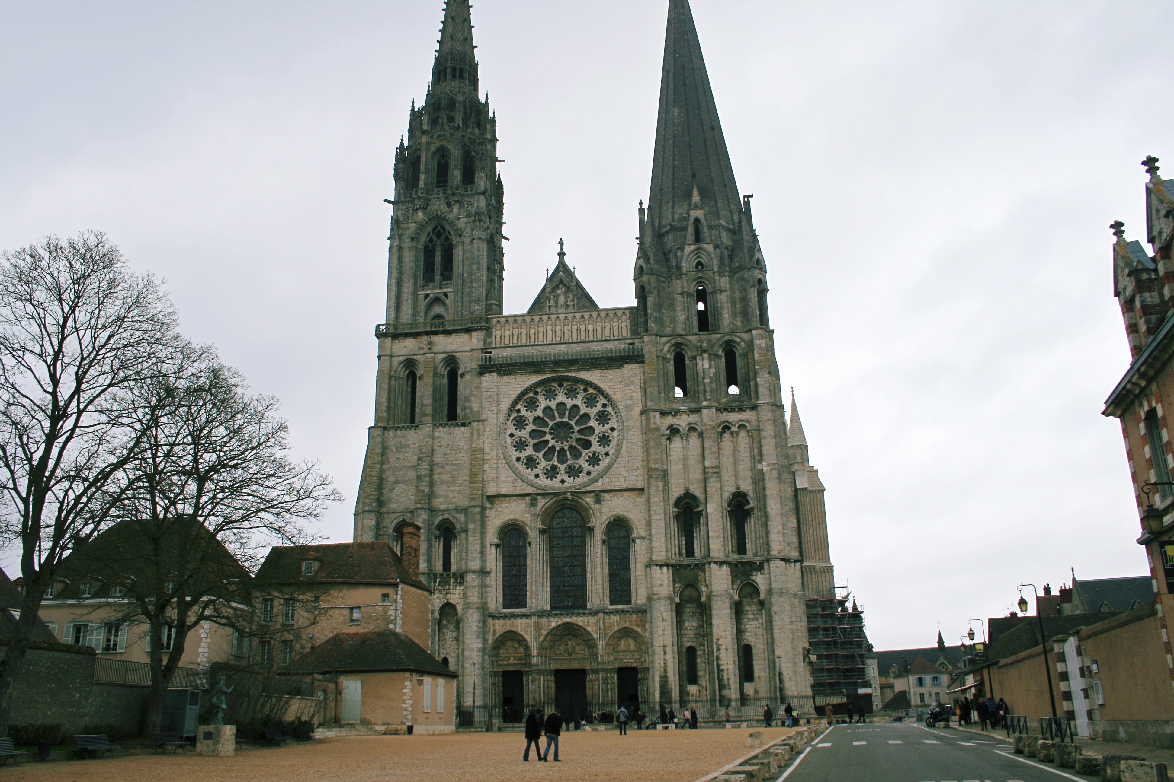 フランス スペイン横断の旅 シャルトル パリ フランス の旅行記 ブログ By Bbhiroさん フォートラベル