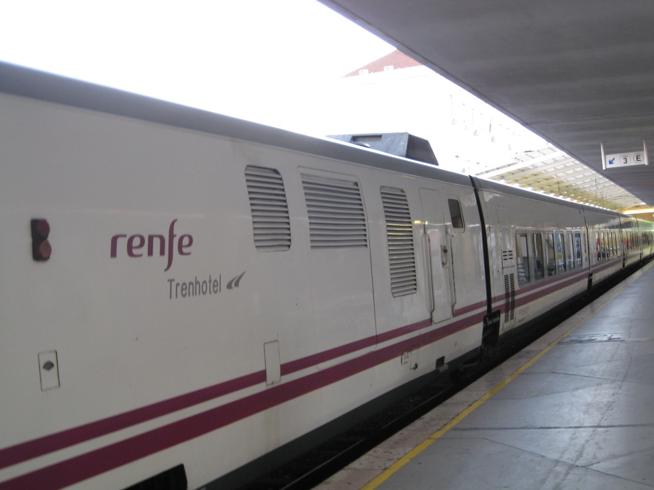 リスボンから 寝台列車 ルシタニア でマドリード スペインの旅行記 ブログ By Ultimo Comboioさん フォートラベル