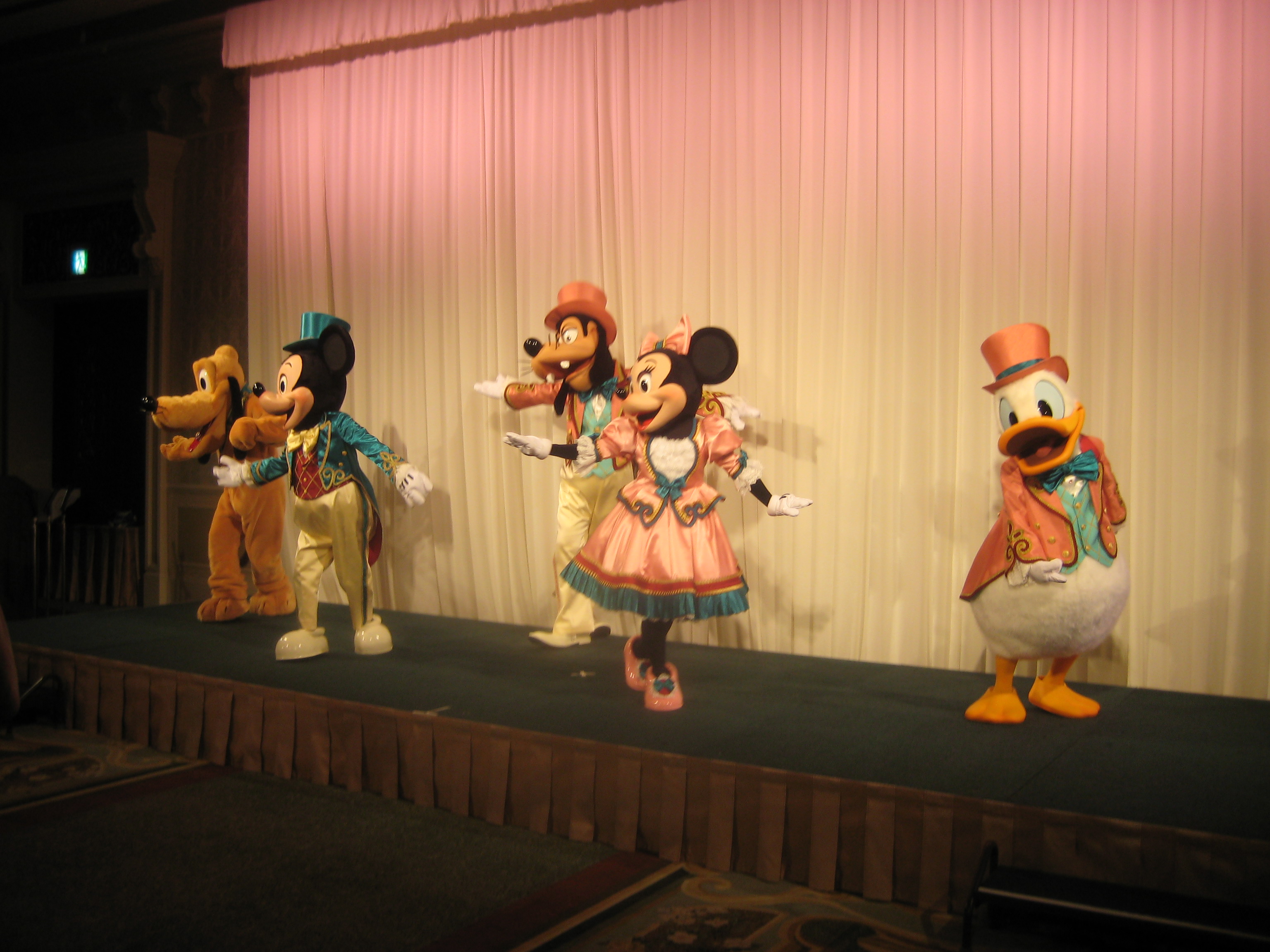 ディズニーランドホテルにてパーティー 東京ディズニーリゾート 千葉県 の旅行記 ブログ By 海翔パパさん フォートラベル