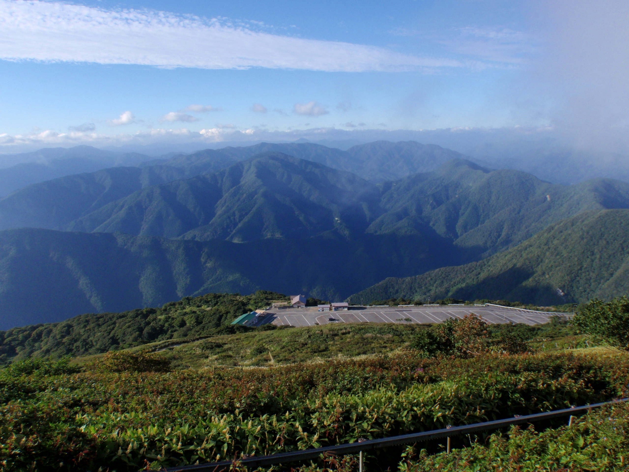 伊吹山 秋のお花畑散歩 米原 滋賀県 の旅行記 ブログ By うめさん フォートラベル