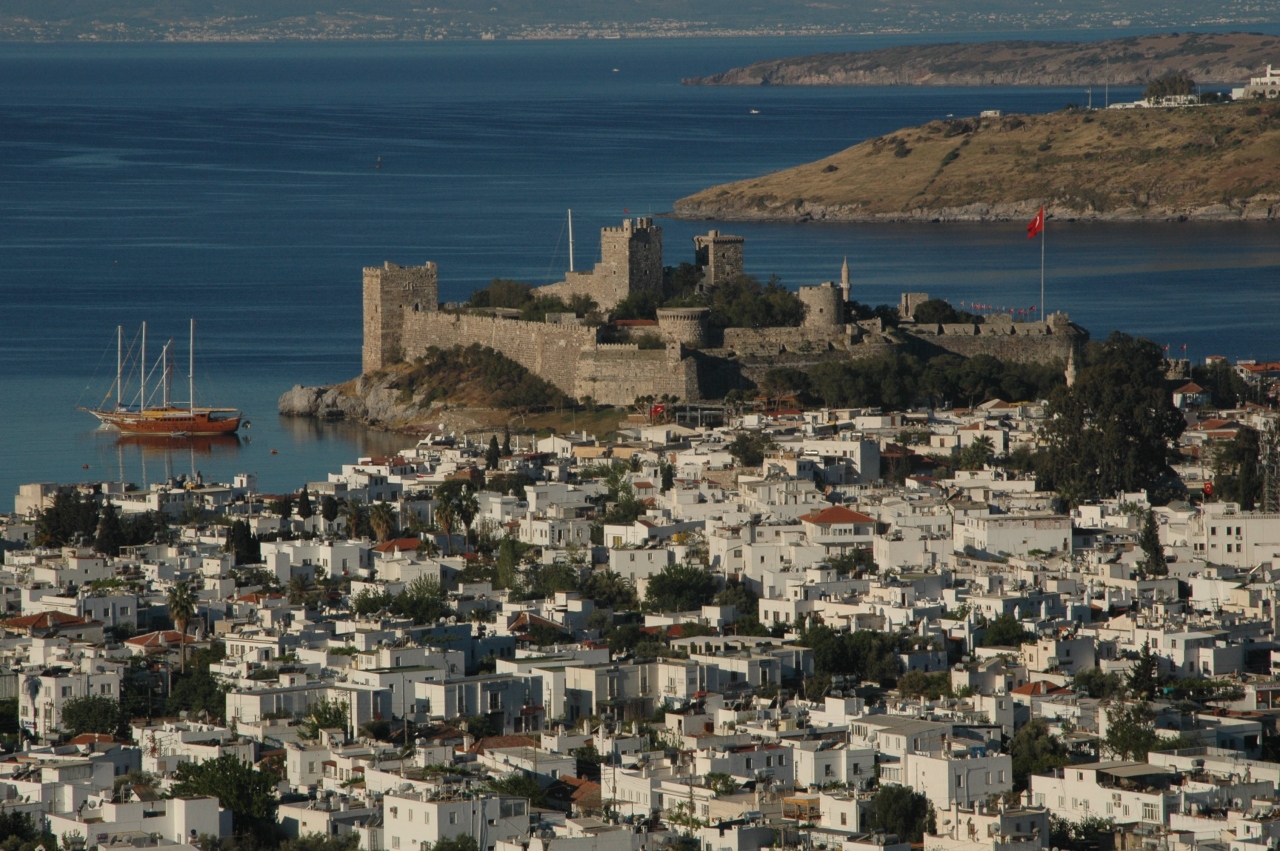 ボドルム早歩き Bodrum ボドルム トルコ の旅行記 ブログ By Hirootaniさん フォートラベル ボドルム早歩き Bodrum ボドルム トルコ の旅行記 ブログ By Hirootaniさん フォートラベル