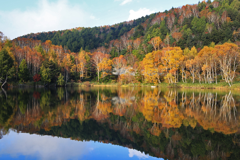 志賀高原の紅葉２ 澗満滝 志賀高原から渋峠 山田峠へ 長野県下高井郡 湯田中渋温泉郷 志賀高原 長野県 の旅行記 ブログ By Kuropisoさん フォートラベル