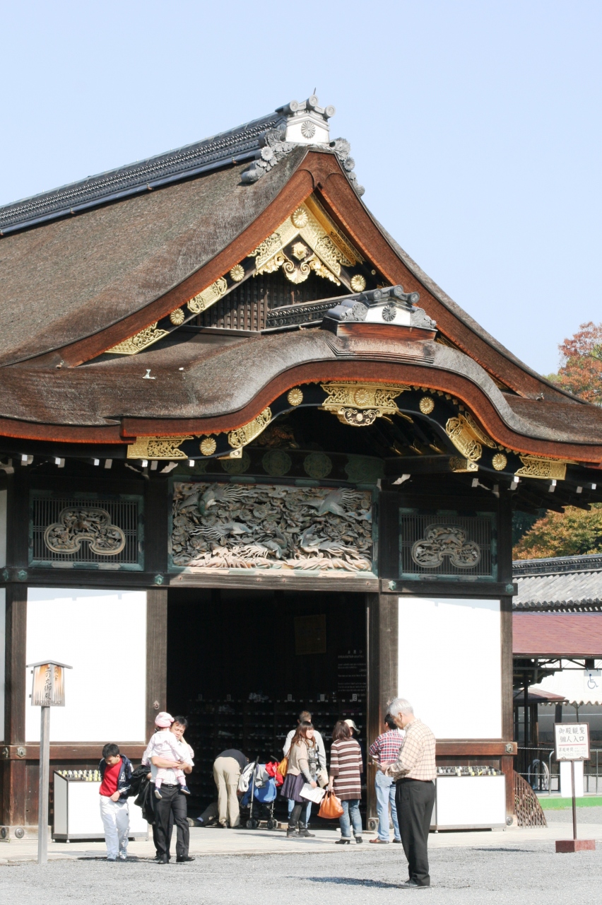 2009秋、日本百名城・二条城(1):11月8日(1):二の丸(1):御殿、大手門、古井戸、二の丸庭園