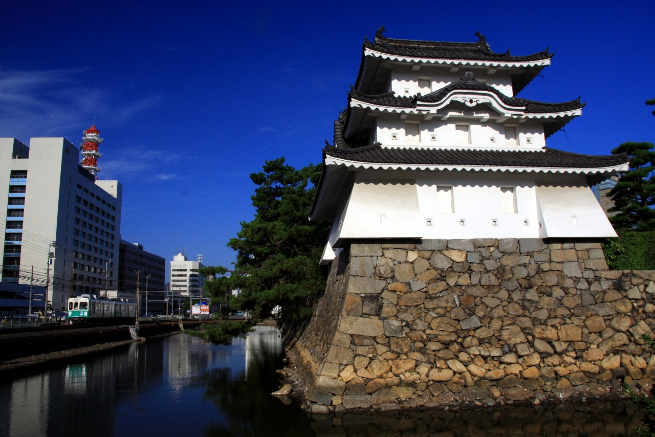 ｓｗ四国一周３２００ｋｍの旅 ２日目 玉藻公園 高松 香川県 の旅行記 ブログ By ゆっきさん フォートラベル