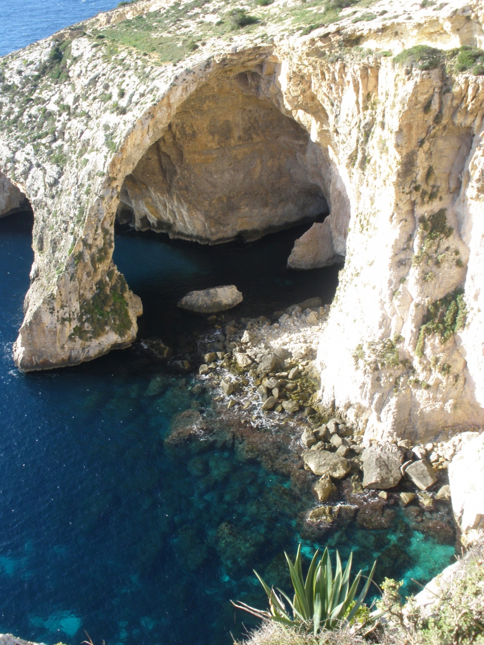 マルタ島への旅 9 青の洞窟 その他の都市 マルタ の旅行記 ブログ By デコさん フォートラベル