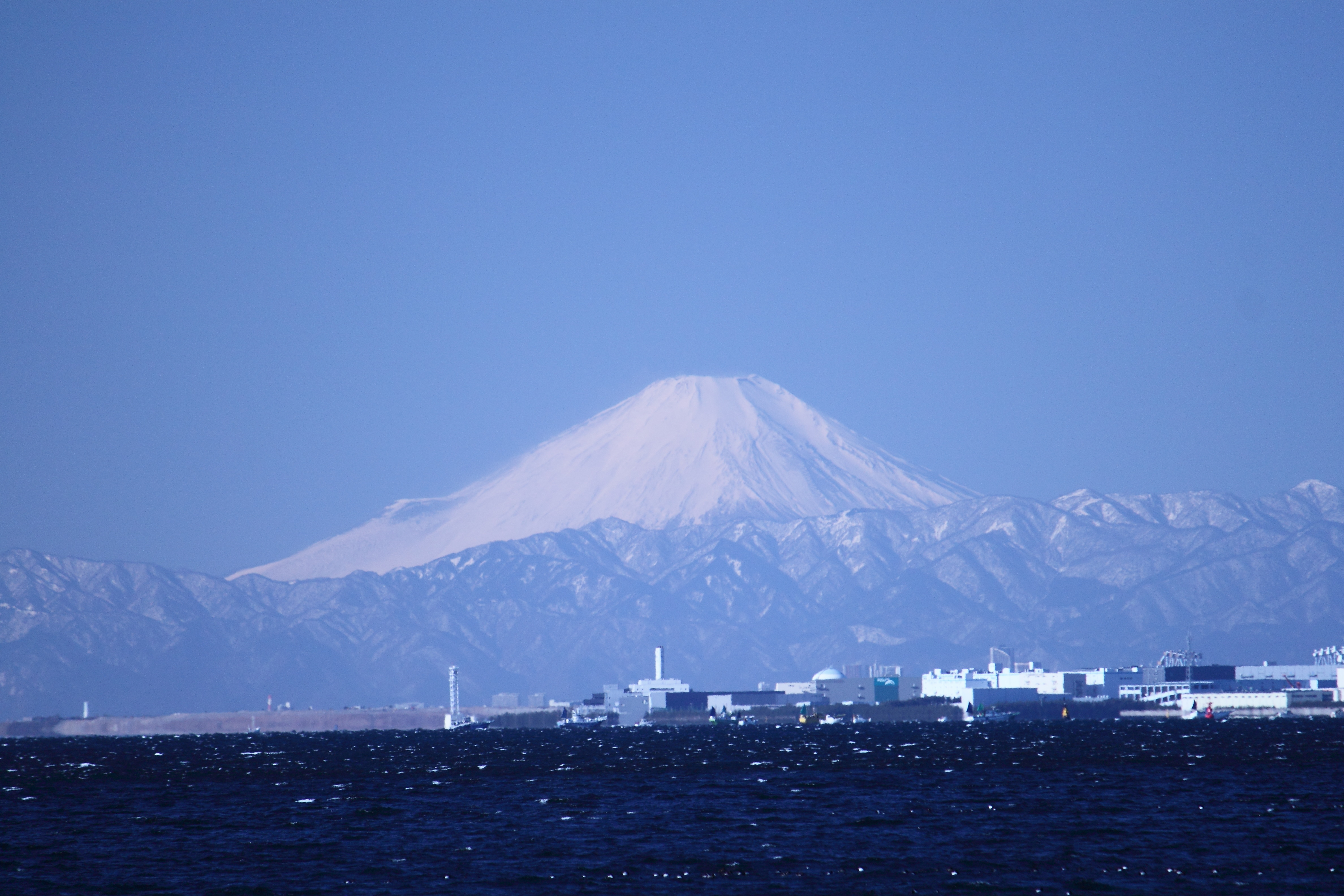 千葉 幕張新都心 散歩 東京湾から雪衣の富士山 幕張 千葉県 の旅行記 ブログ By じゅうべいさん フォートラベル 千葉 幕張新都心 散歩 東京湾から雪衣の富士山 幕張 千葉県 の旅行記 ブログ By じゅうべいさん フォートラベル