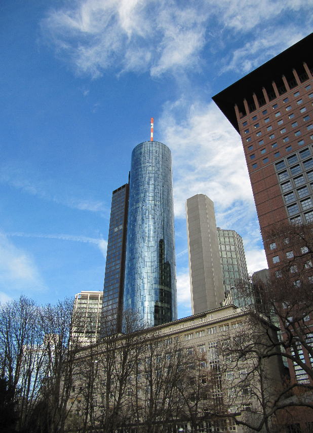 『マインタワーで〆』フランクフルト(ドイツ)の旅行記・ブログ by ひろぽんさん【フォートラベル】