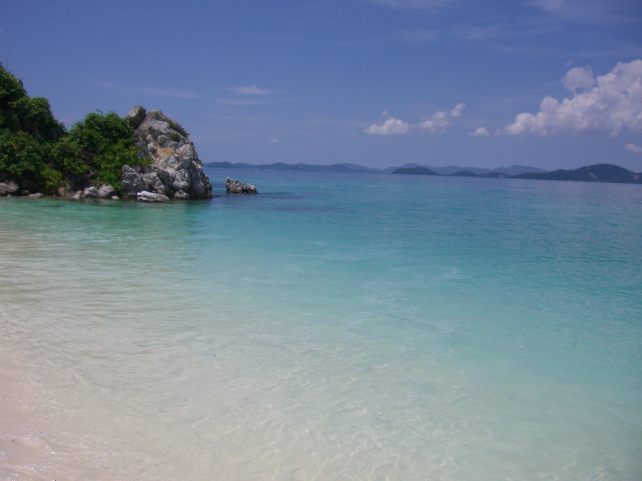 綺麗な海を求めてアジアンビーチ タイ プーケットへ プーケット タイ の旅行記 ブログ By Momoさん フォートラベル