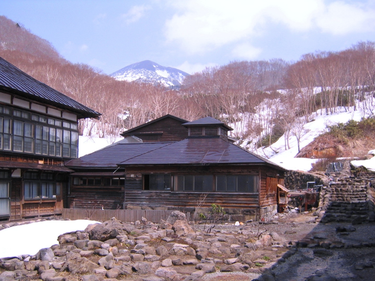 酸ヶ湯温泉「 ヒバ千人風呂 」ほっとニュース