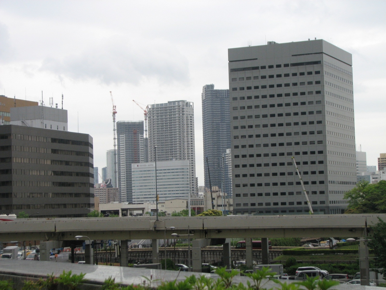 久しぶりに汐留の超高層ビルの谷間を歩く 汐留 東京 の旅行記 ブログ By Tsunetaさん フォートラベル 久しぶりに汐留の超高層ビルの谷間を歩く 汐留 東京 の旅行記 ブログ By Tsunetaさん フォートラベル