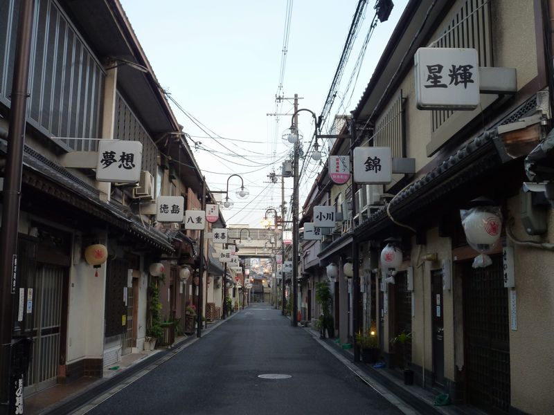 ディープ大阪1005 釜ヶ崎 あいりん地区 飛田新地 遊郭 大阪市西成区 ミナミ 難波 天王寺 大阪 の旅行記 ブログ By たぬき２号さん フォートラベル