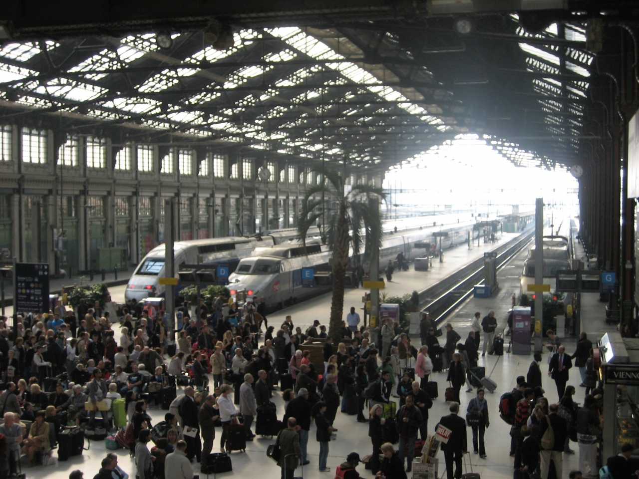 France 巴里b Bの旅 2 リヨン駅 パリ フランス の旅行記 ブログ By 唐辛子婆さん フォートラベル