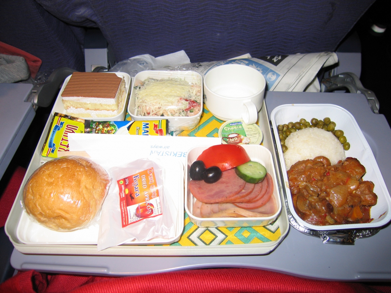 機内食グルメ エコノミー 旅 ウズベキスタン航空 トルコの旅行記 ブログ By きっまぬさん フォートラベル