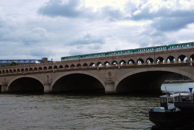 『ベルシー橋 LE PONT DE BERCY (セーヌ33橋巡りの3) 』パリ(フランス)の旅行記・ブログ by etretatさん