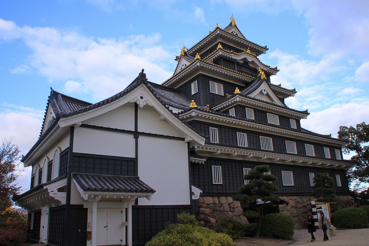 岡山県 岡山市内 その２ ２ 金の鯱を戴いた岡山城 岡山市 岡山県 の旅行記 ブログ By ころっつさん フォートラベル